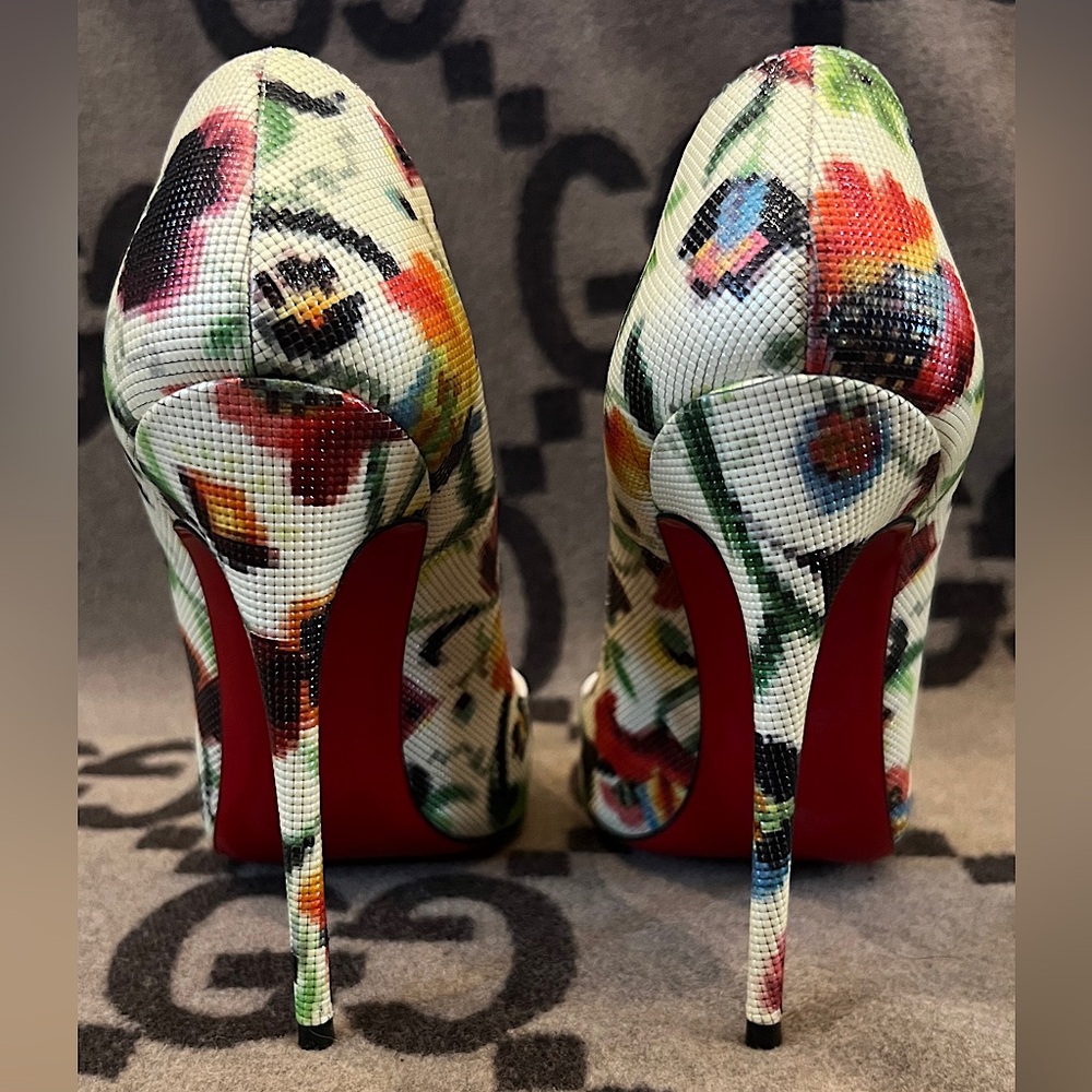 CHRISTIAN LOUBOUTIN So Kate120 mm Pumps | Size: 7.5  IT 37.5